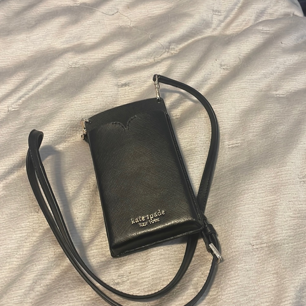 Kate spade phone carrier